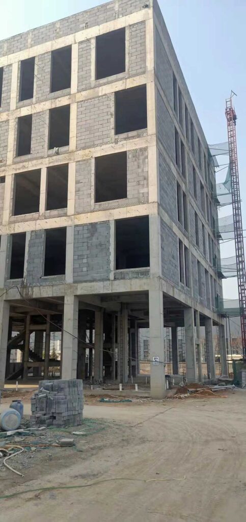 洛陽中歐科創(chuàng)產業(yè)園_現(xiàn)場圖石墨改性水泥基保溫板-3-20230909031552