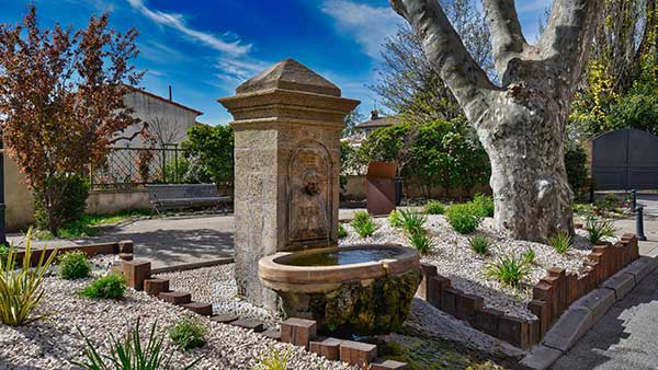 河南廠家水包水漆園林雕塑應用